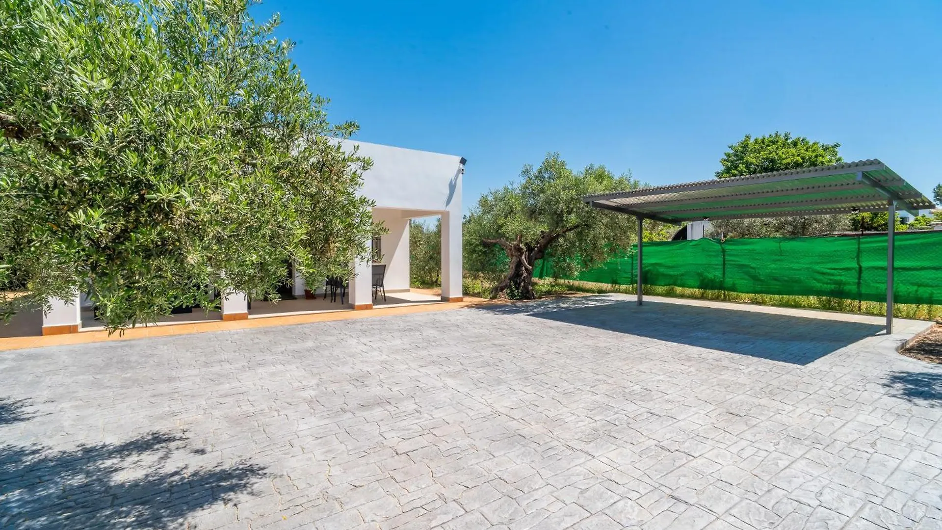 Holiday home Casa Rural Olivera La Puebla de Cazalla