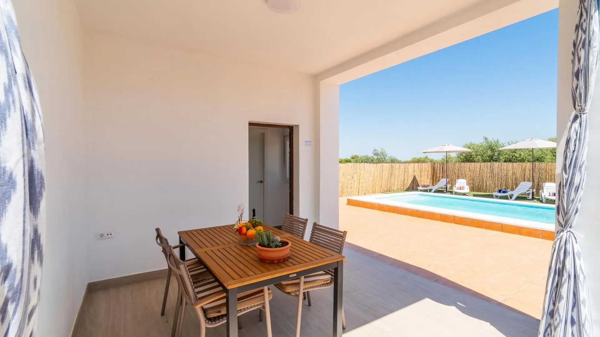 Casa Rural Olivera La Puebla de Cazalla Spain